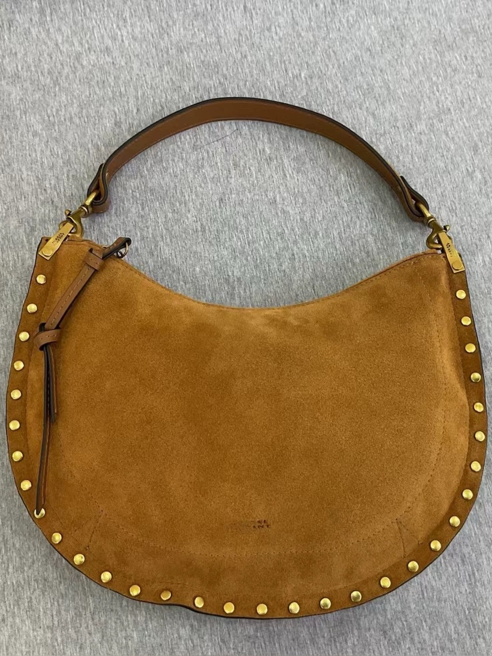 Isabel Marant OSKAN SOFT ZIP BAG
oskan soft zip bag in suede calfskin leather - Picture 4 of 16